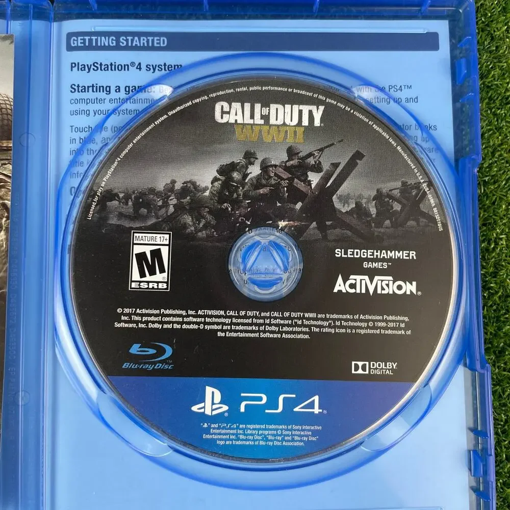 Call of Duty: Black Ops III and Call of Duty: WWII PlayStation 4